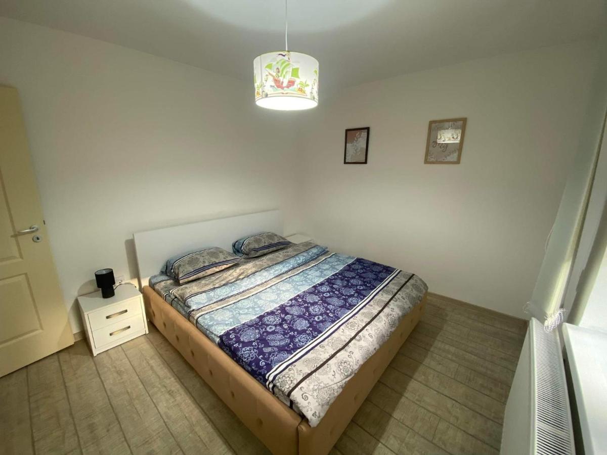 The Best Apartament Central Hunedoara Exterior foto