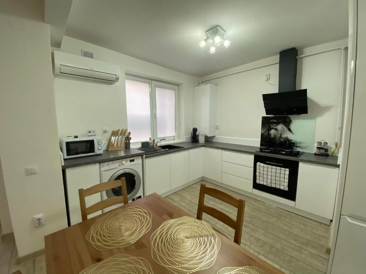The Best Apartament Central Hunedoara Exterior foto