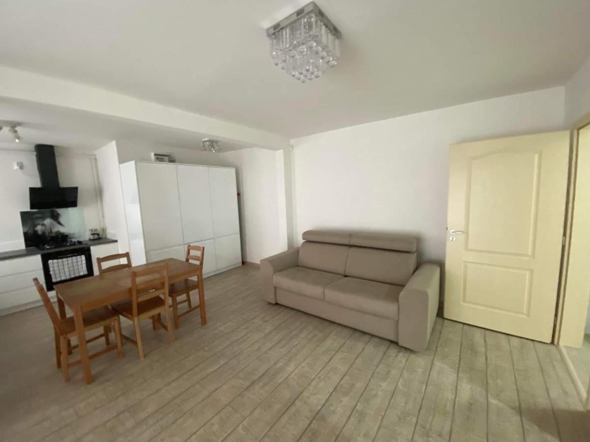 The Best Apartament Central Hunedoara Exterior foto